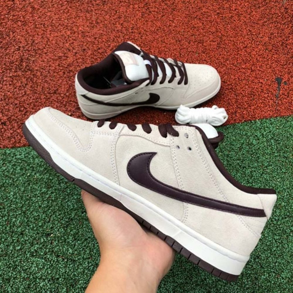 Nike SB Dunk Low x Desert Sand Mahogany Sneakers